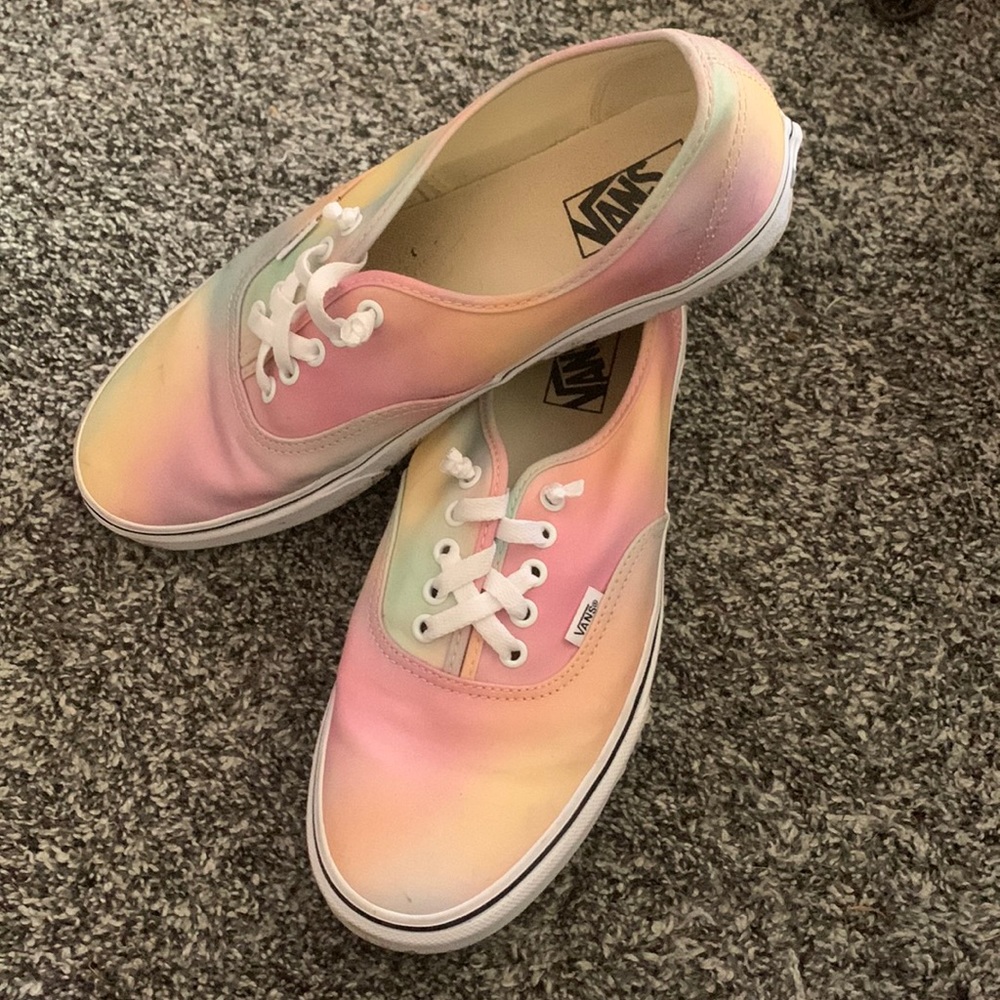 Pastel Vans!